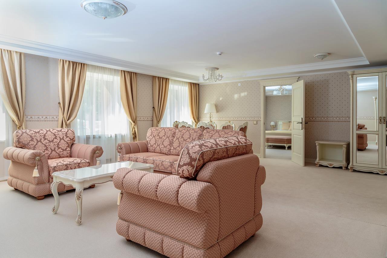 Hotel Polonez Minsk Extérieur photo
