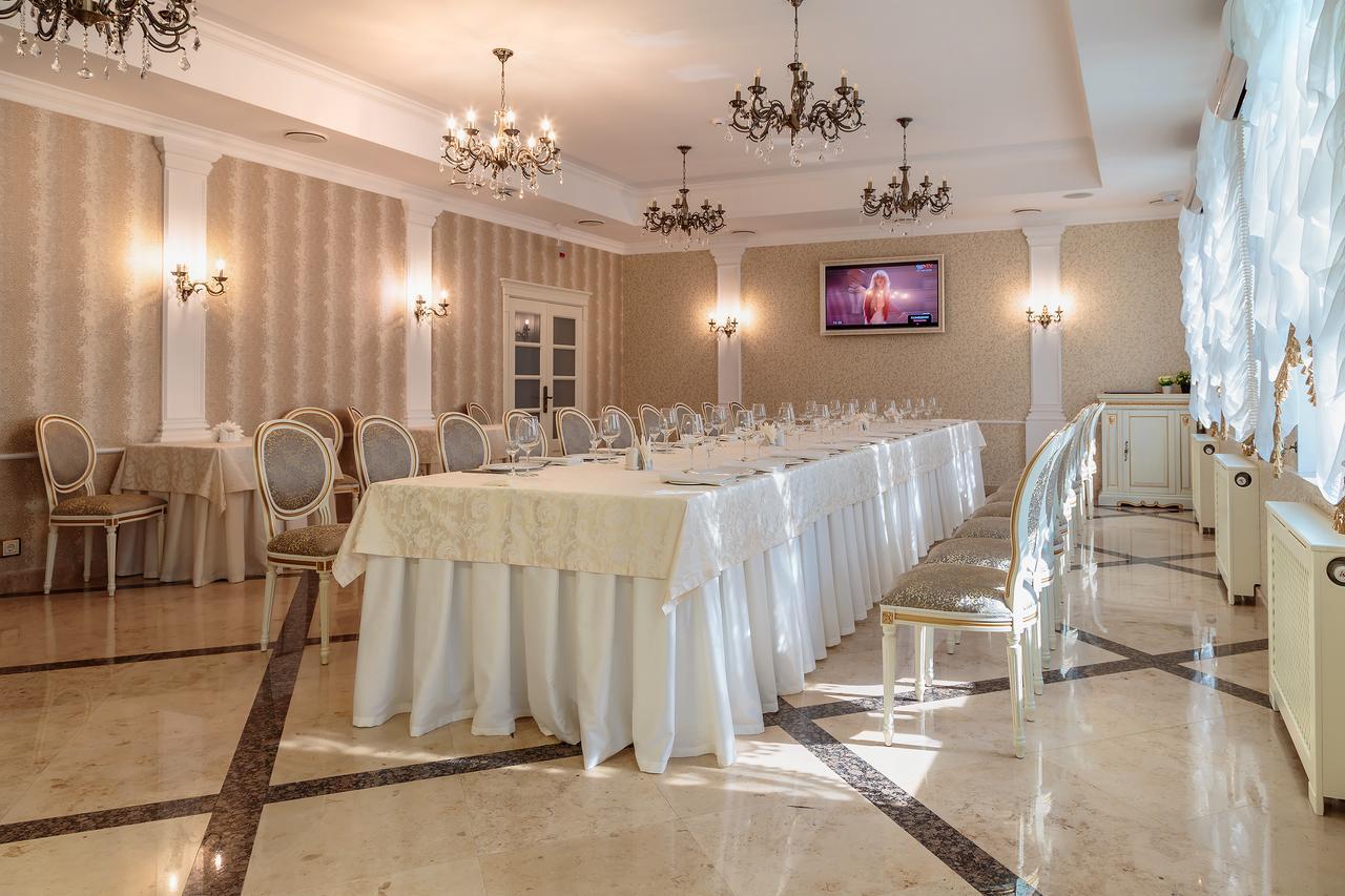 Hotel Polonez Minsk Extérieur photo